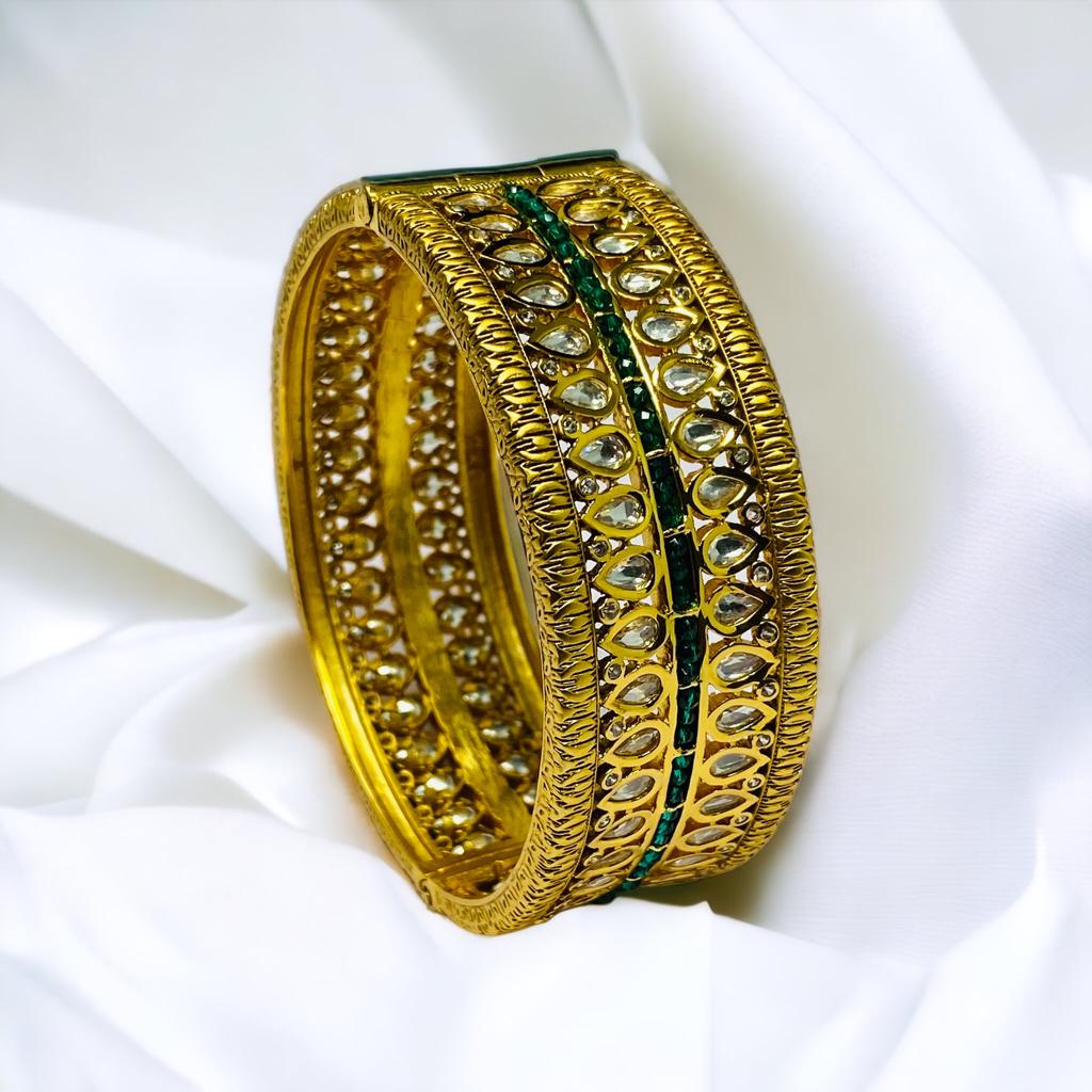 Heritage Traditional Kundan Kada