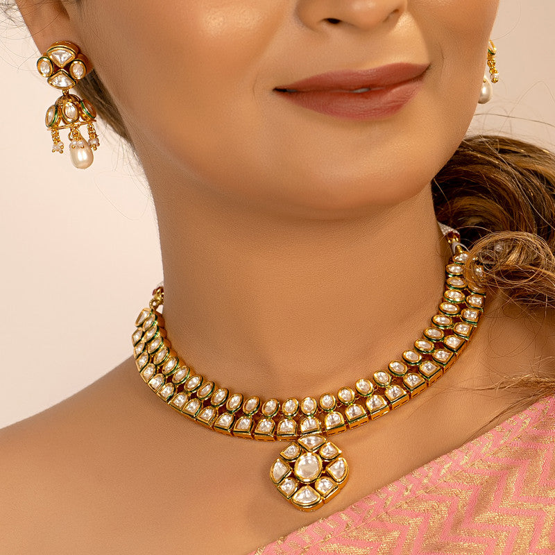 Radiant Opulence Kundan Jewels Set